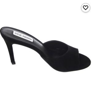 Steve Madden Erin Black Suede Sandals